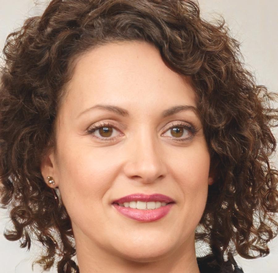 Retrato de Nuria mentora especializada